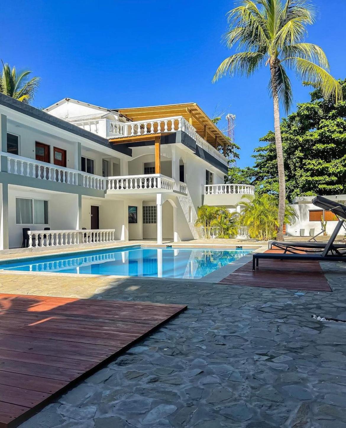 Hummingbird Cabarete Aparthotel Exterior photo