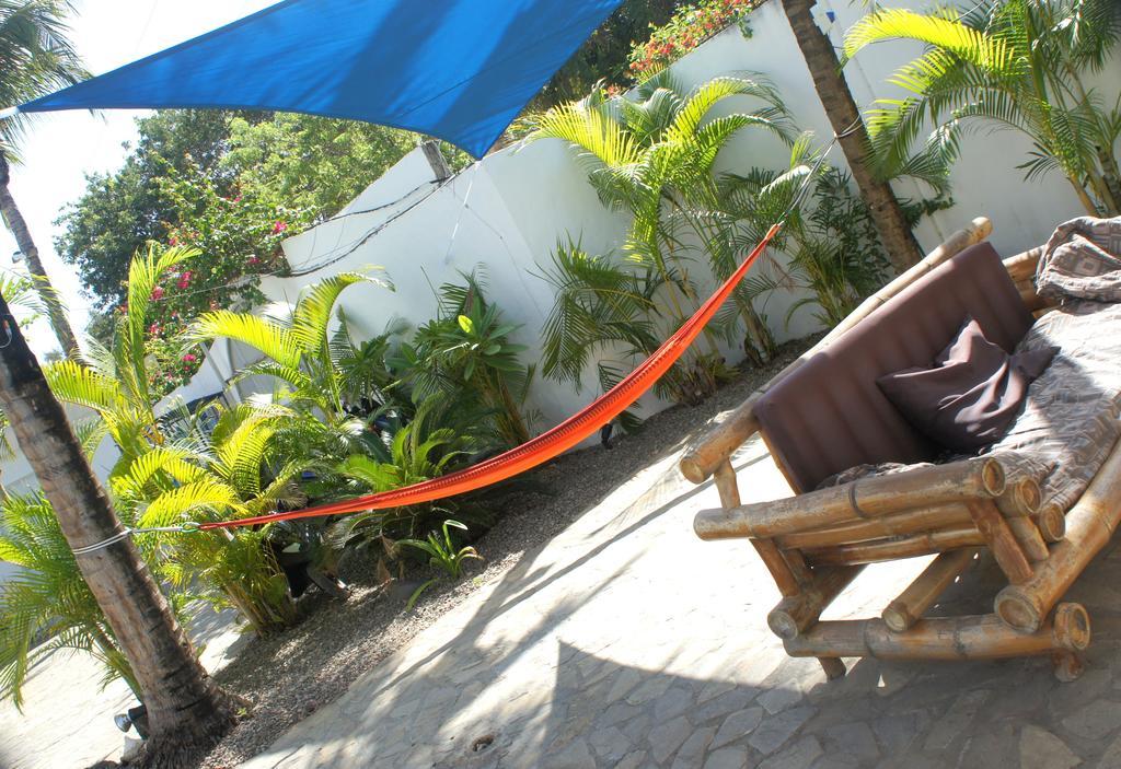 Hummingbird Cabarete Aparthotel Exterior photo